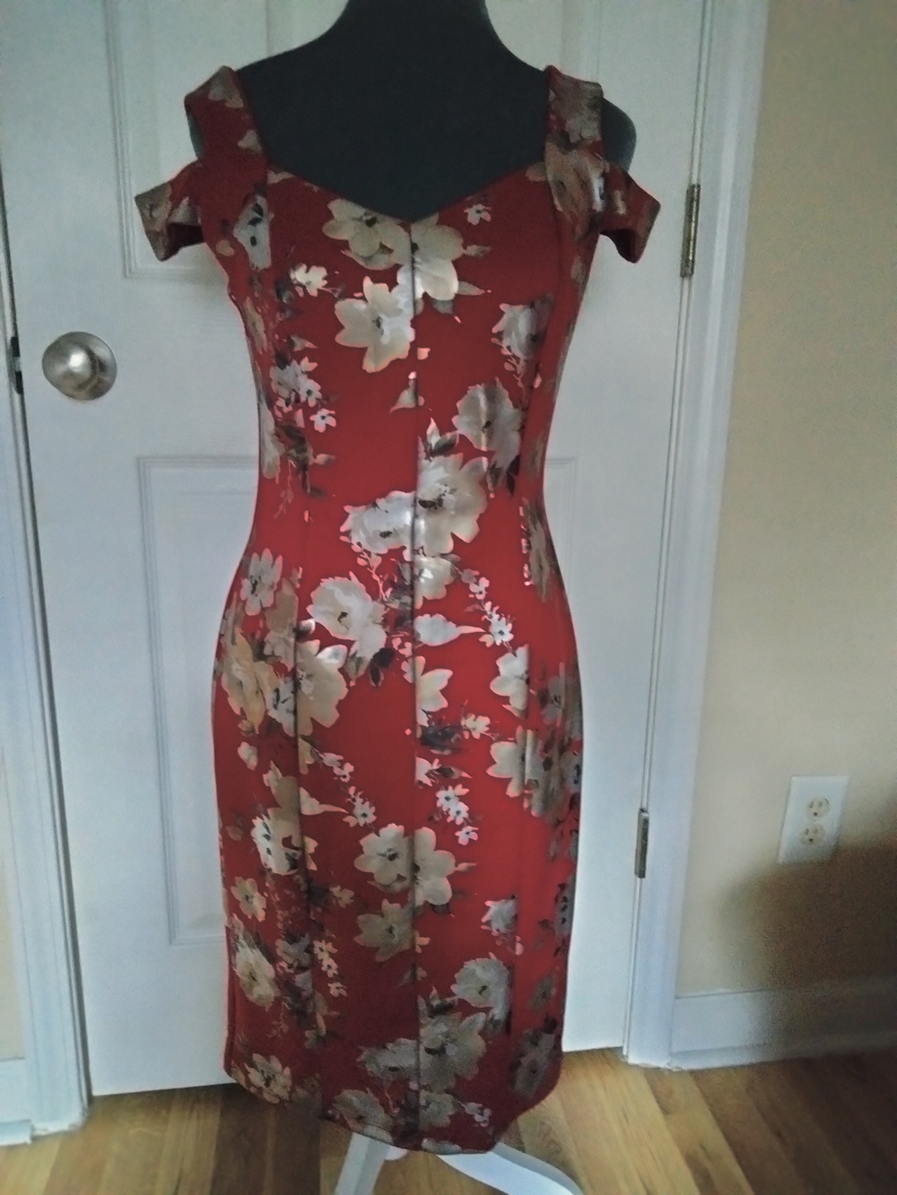 Enfocus Studio Red Floral Cold-Shoulder Midi Dress